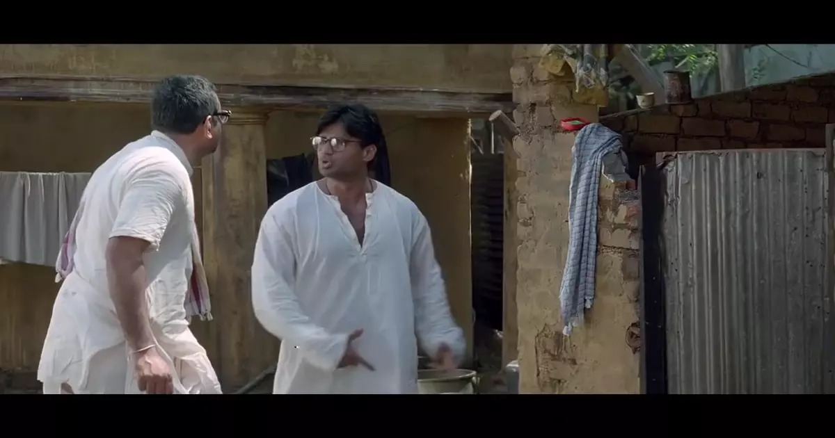 Aap Bujurg Hain Aap Andar Chaliye Meme Download Video
