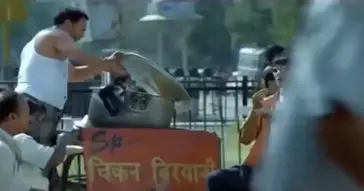 Bada Kamzor Leg Piece Hai Video