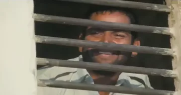 Idhar Zehar Khane Ka Paisa Nahi Hai Meme Download | Video & Audio Meme Video