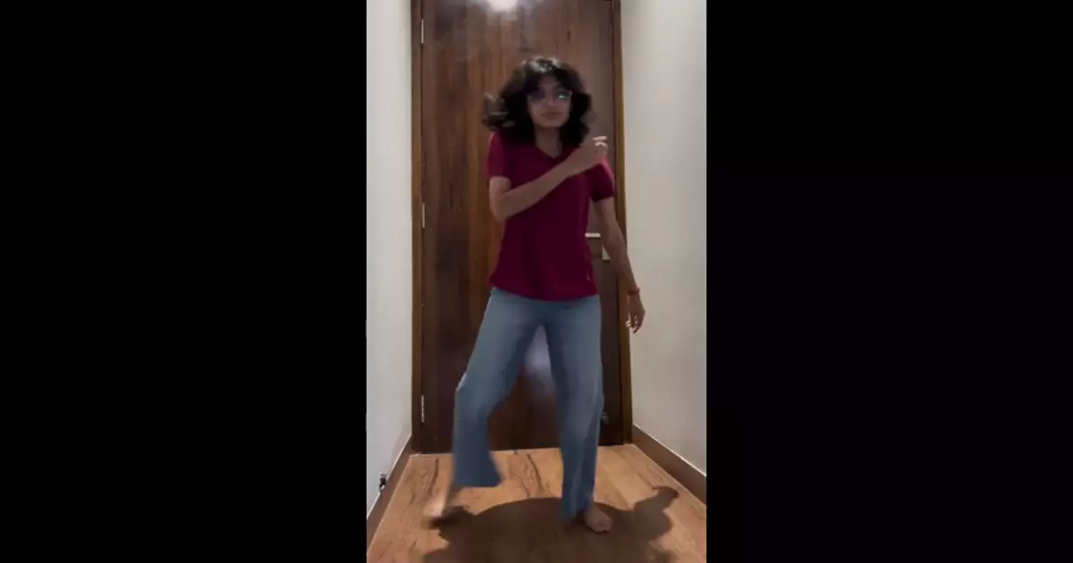 Crazy Girl Dance Meme Download Video