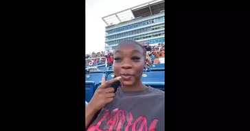 Smells Finger Meme Download | Video & Audio Meme Video