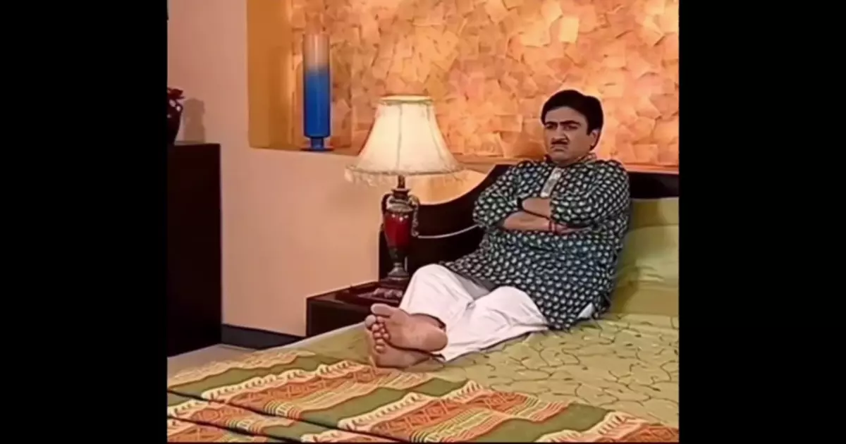 Jethalal Sitting On Bed Funny Meme Download Video