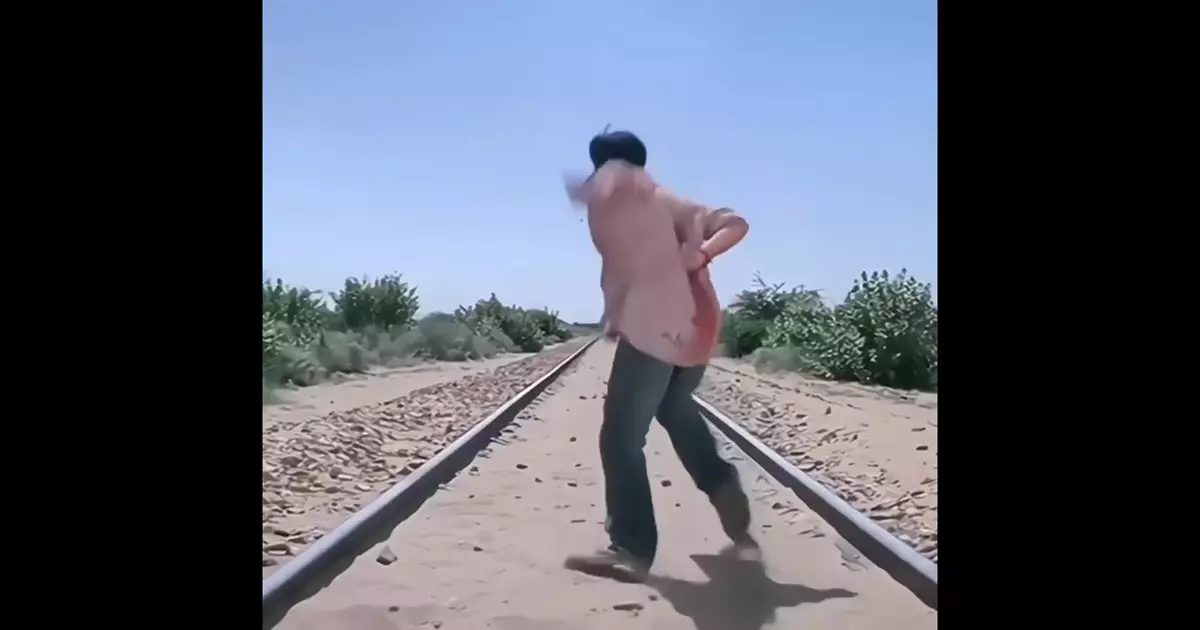 Koi Humko Haspatal Pohuncha Do Meme Download Video