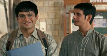Kuch Baat Thi Usme 3 Idiots Video
