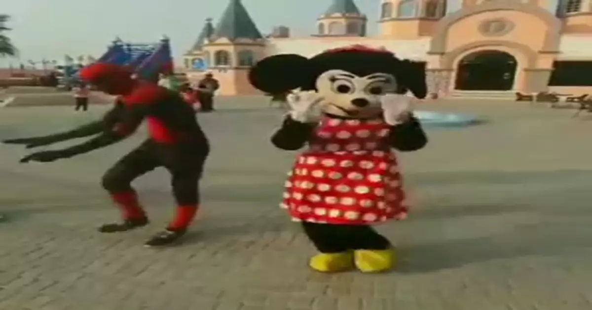Spiderman And Minnie Dancing Meme Download Video