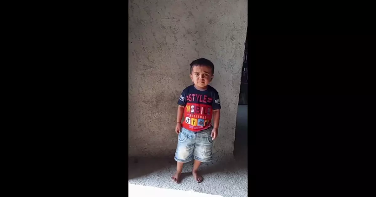 Yash Supalkar Viral Dance On Tarzan Bgm Meme Download Video